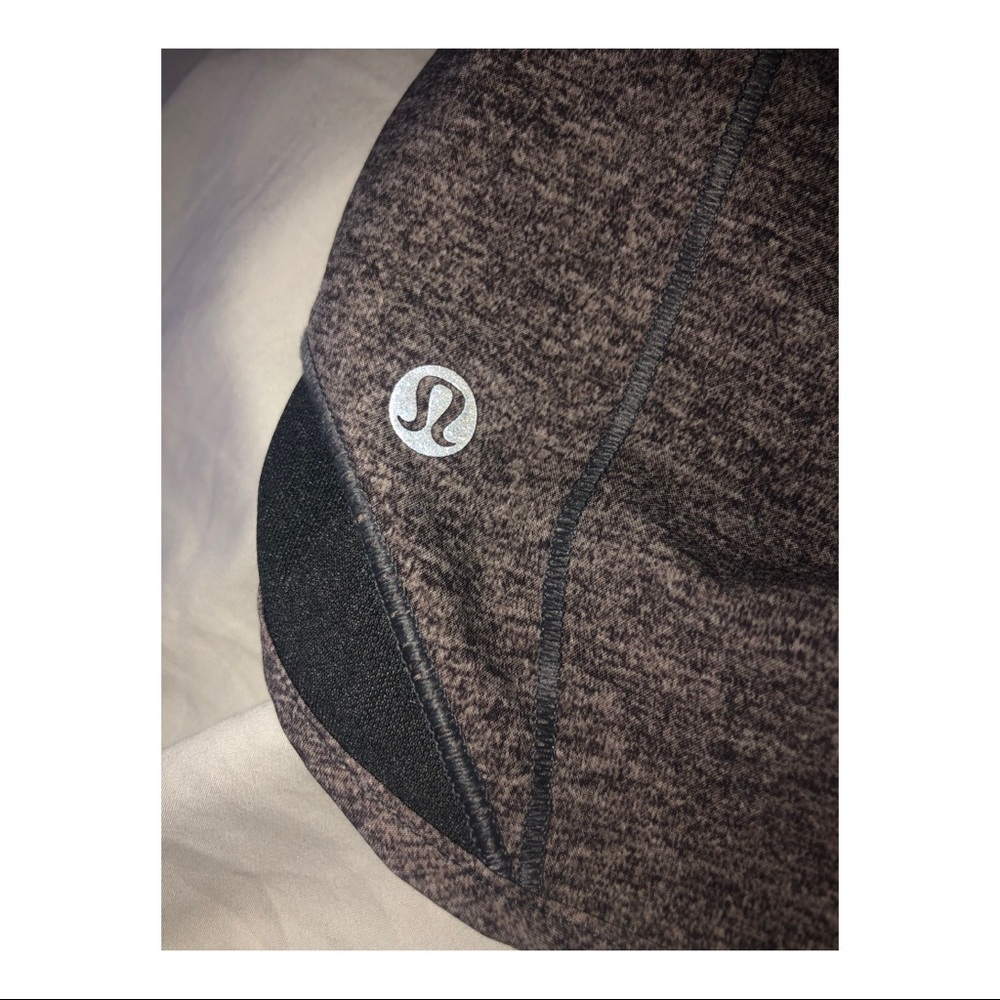 grey lululemon hotty hot shorts 2.5” size 2